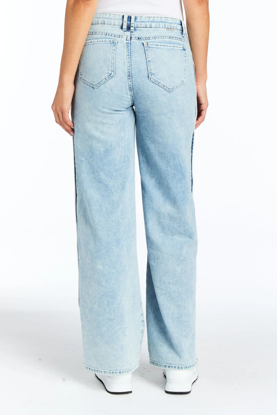 Snap Me Up Wide Leg Jeans