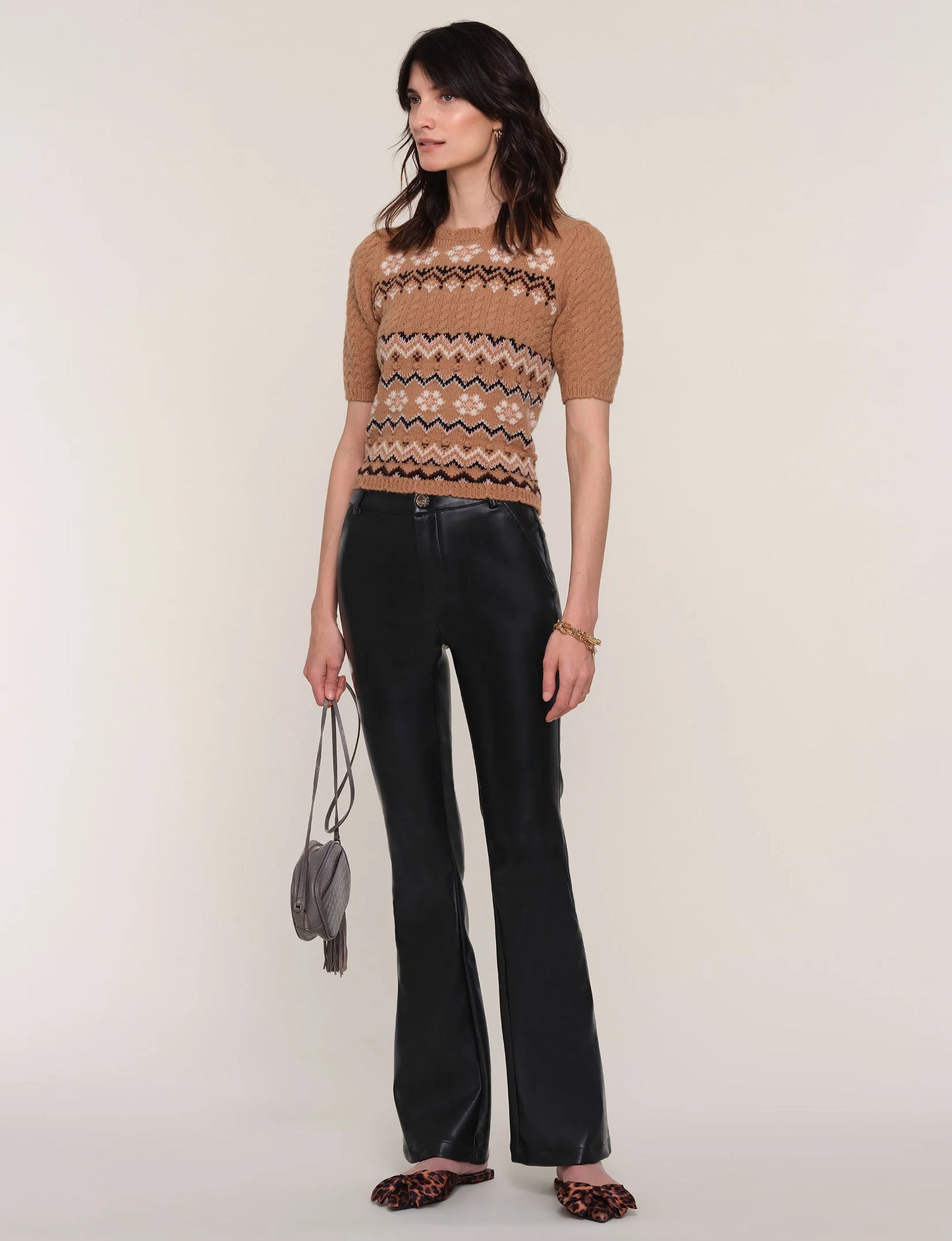 Elisaria Pant
