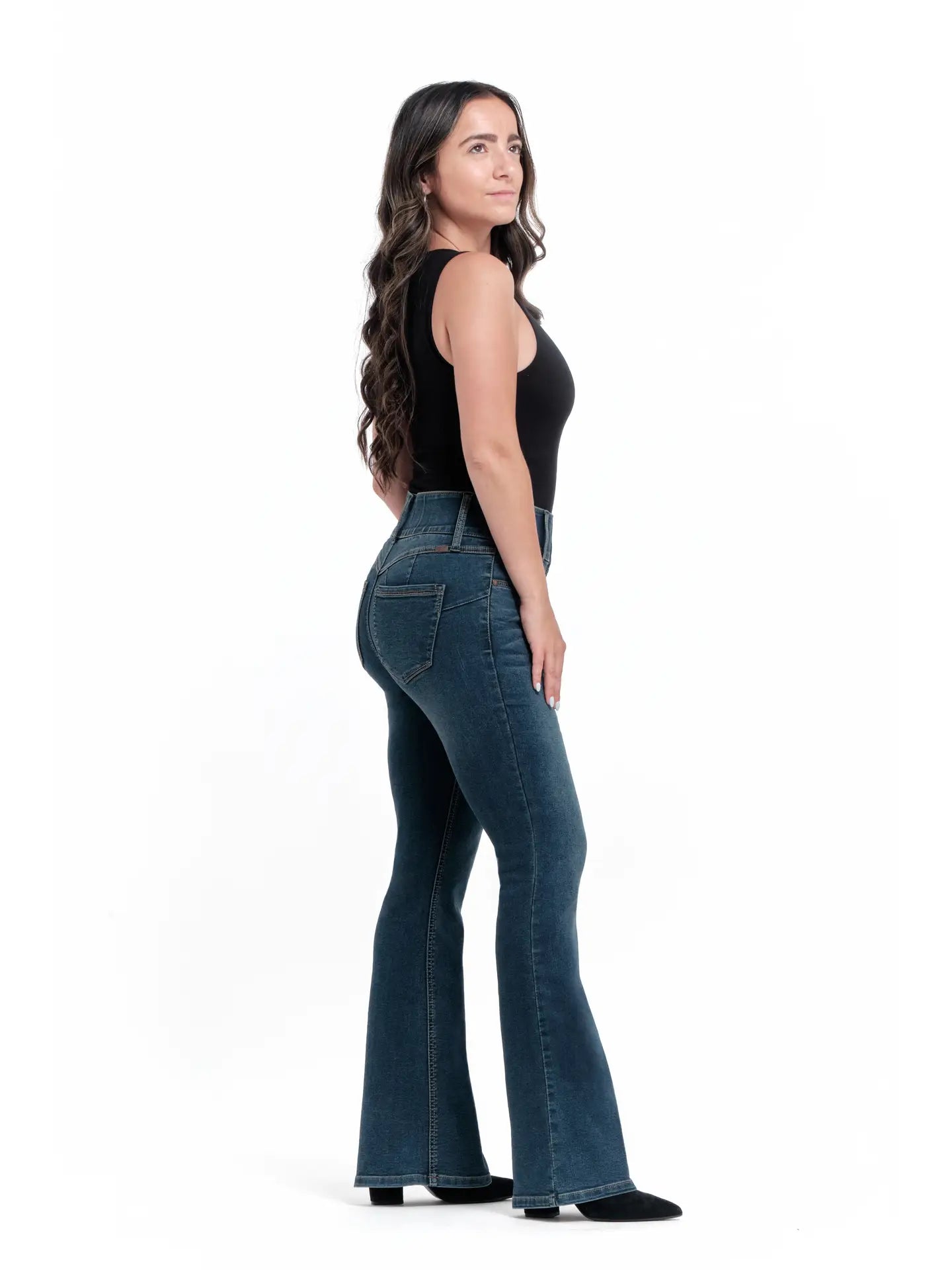 Petite 29" Shapewear Fit & Lift Flare Jean