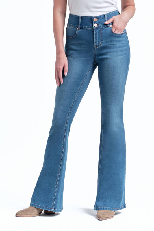 Petite 29" Shapewear Fit & Lift Flare Jean in Elsie