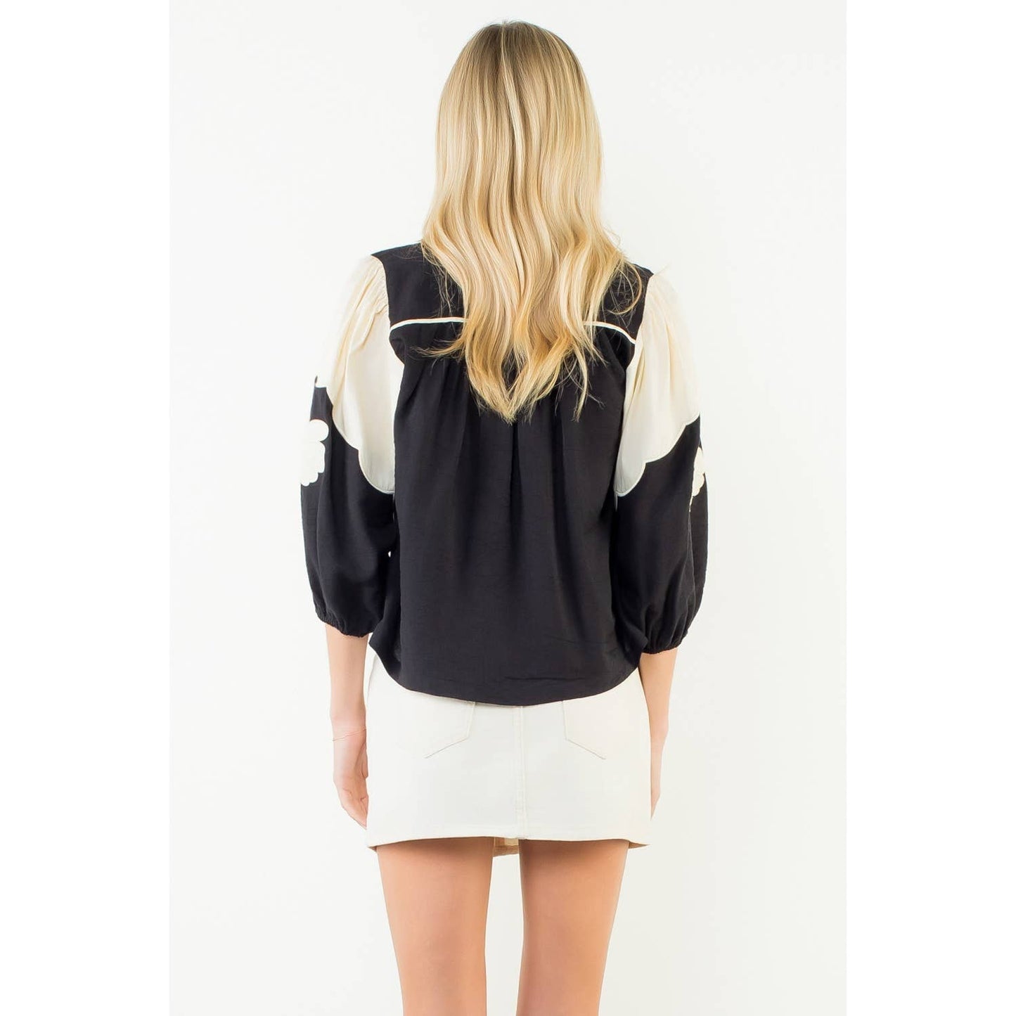 Long Sleeve Pattern Detail Top