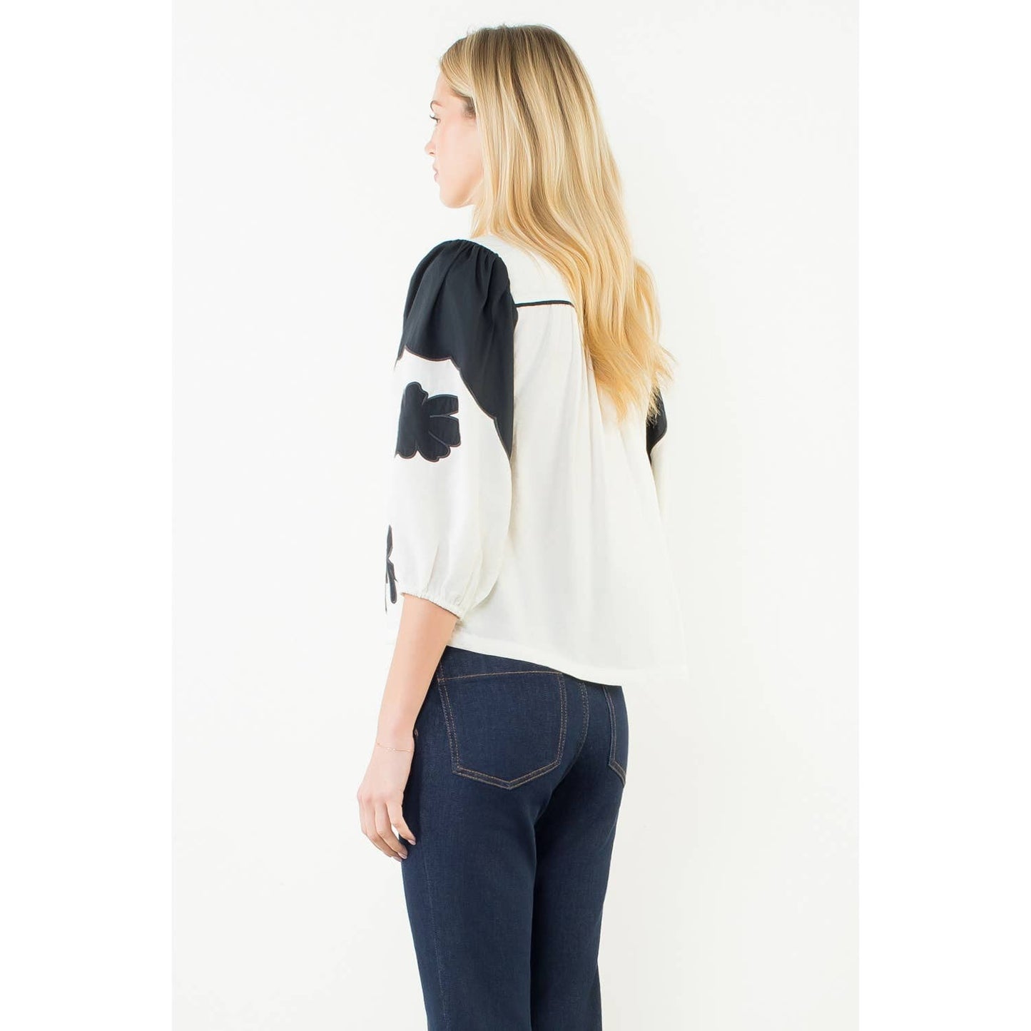 Long Sleeve Pattern Detail Top