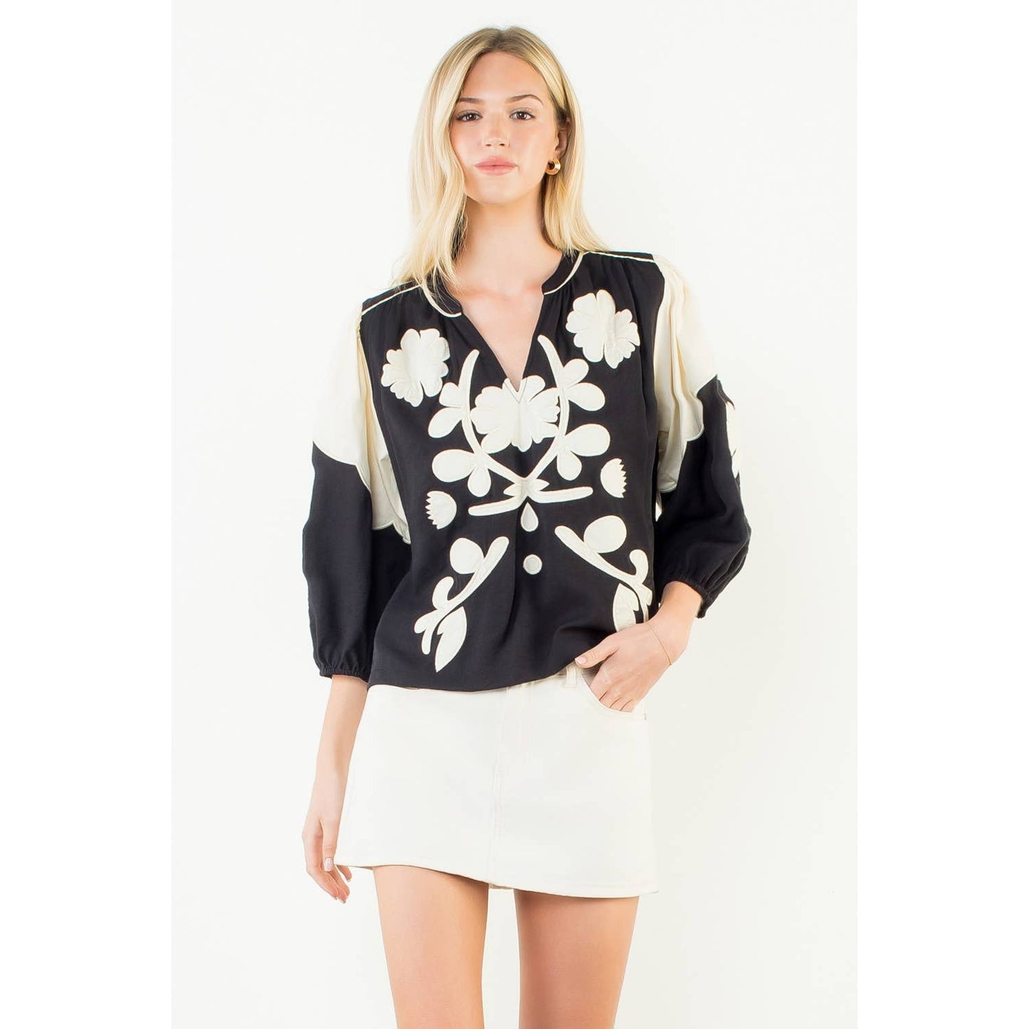 Long Sleeve Pattern Detail Top