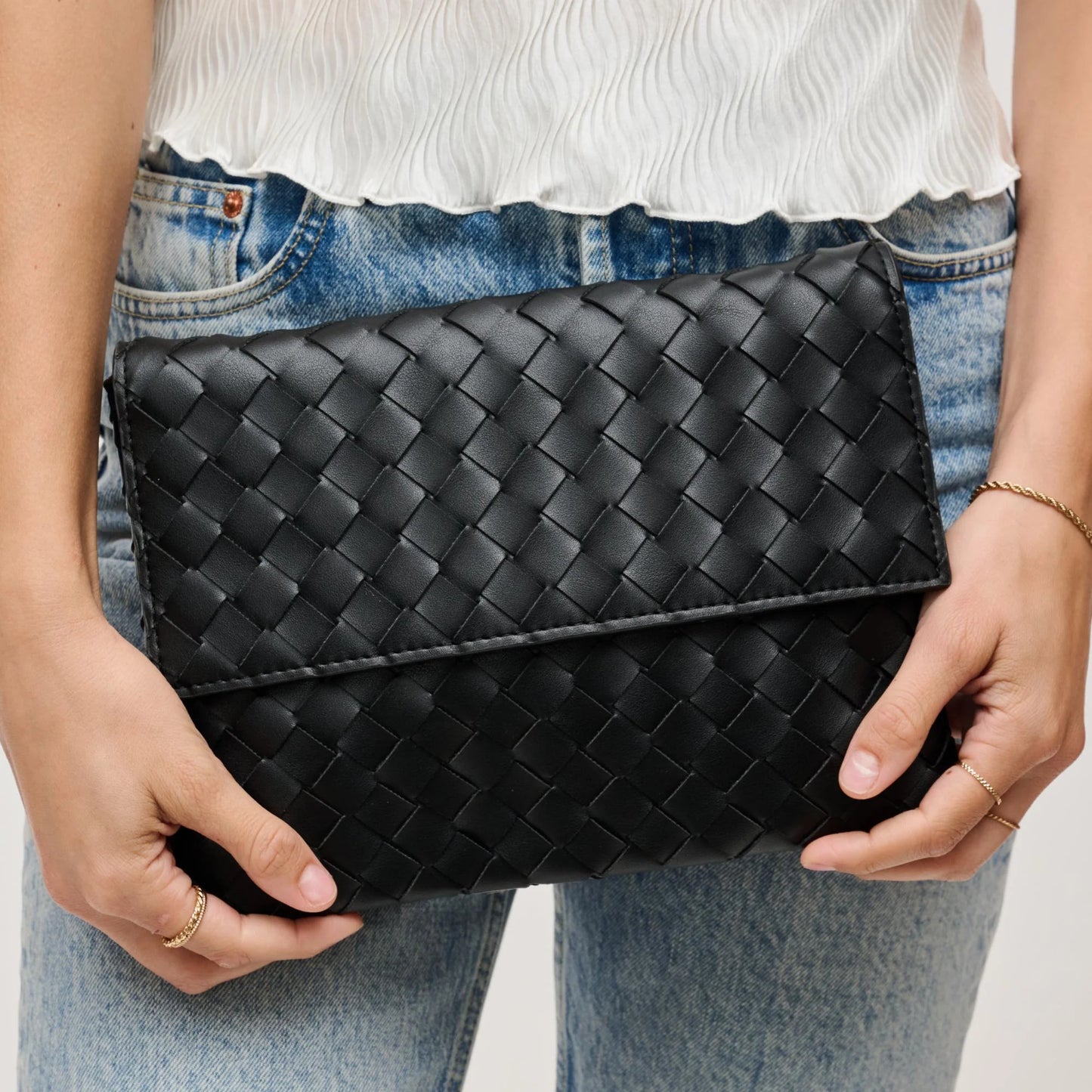 Ivy Clutch - Black